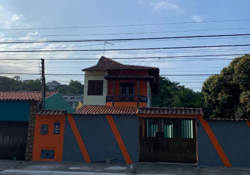 Imóveis De 4 Quartos Para Alugar Na Avenida Vereador Roberto Garrido De Souza Em Macaé Chaves 1070