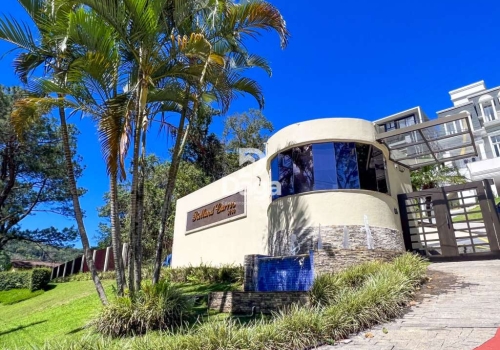 Terrenos à venda na Rodovia Admar Gonzaga em Florianópolis