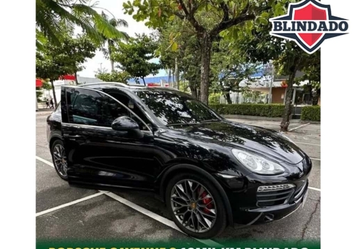 Porsche Cayenne a partir de 1979 4.8 4x4 V8 32v Turbo 4p no RJ