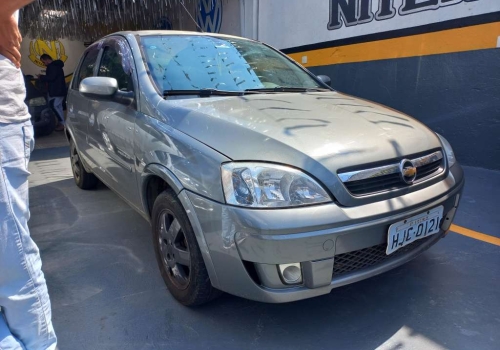 Chevrolet Corsa Sedan Premium 1.4 (Flex)