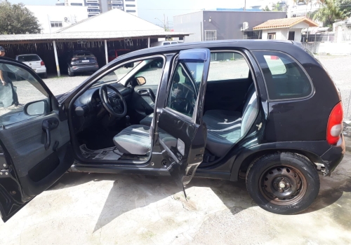 Chevrolet Corsa a partir de 1969 1.0 Mpfi Wind 8v 2p em São Paulo - SP