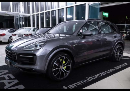 Porsche Cayenne 3.0 V6 E-hybrid Coupé Awd S em Curitiba