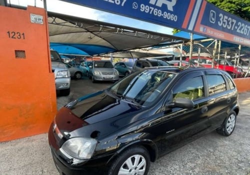 Comprar Hatch Chevrolet Corsa Hatch 1.4 4P Maxx Flex Preto 2012 em  Botucatu-SP