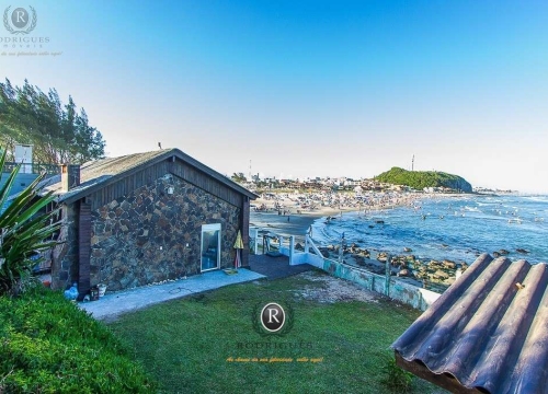 Casa pé na areia/ água praia da cal - torres