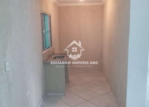 Ref 9067. 3 cômodos para locação no bairro inamar.