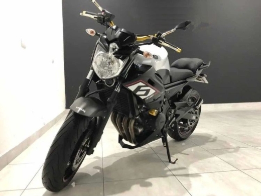 Yamaha Xj6 2015 por R$ 55.863, Água Verde, Curitiba - ID 