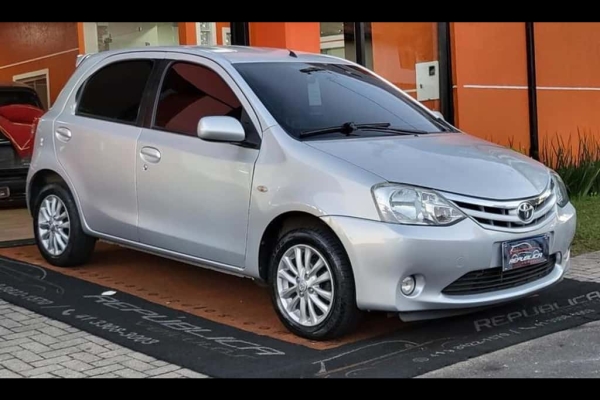 Toyota Etios 1.5 16v Xls 5p