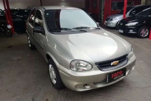 Chevrolet Corsa Sedan/Classic: fim de linha no Brasil