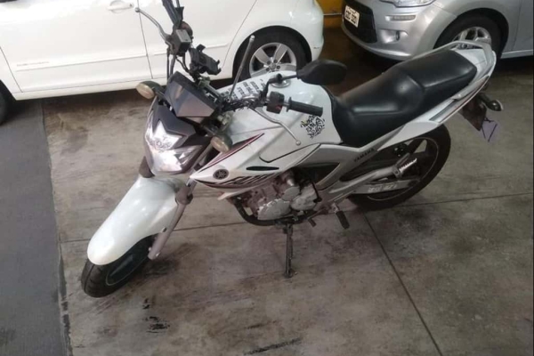 Honda Cbx 2008 por R$ 9.900, Belo Horizonte, MG - ID: 3457133