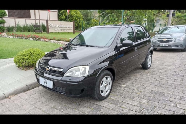 Chevrolet Corsa Sedan CLASSIC 2004 – Primo Multimarcas – Blumenau – SC