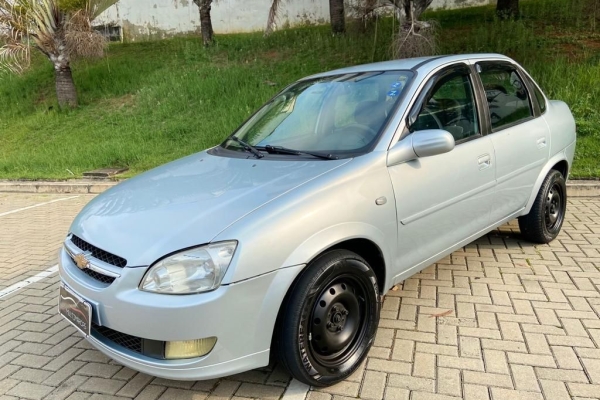 comprar Chevrolet Corsa Sedan em Mongaguá - SP