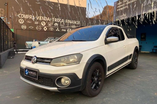 Comprar Picape Volkswagen Saveiro 1.6 G7 Cabine Dupla Cross Flex Azul 2023  em São Carlos-SP