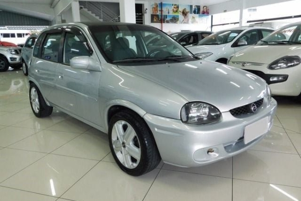 Chevrolet Corsa a partir de 1969 1.0 Mpfi Wind 8v 2p em São Paulo - SP