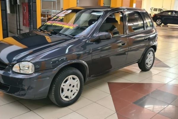 Chevrolet Corsa a partir de 1969 1.0 Mpfi Wind 8v 2p em São Paulo - SP