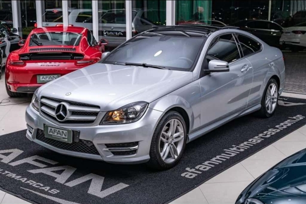 Mercedes-benz S 63 Amg a partir de 1992 5.5 Coupé Bi-turbo V8 em Curitiba -  PR