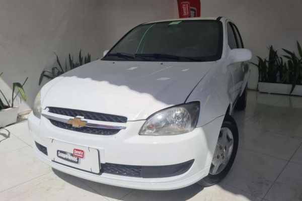 Chevrolet Classic 2015 em Miracema do Tocantins - Usados e Seminovos