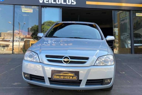 Comprar Hatch Chevrolet Astra Hatch 2.0 Preto 2007 em Bauru-SP