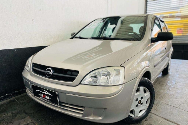 comprar Chevrolet Corsa Hatch 2010 em São Paulo - SP