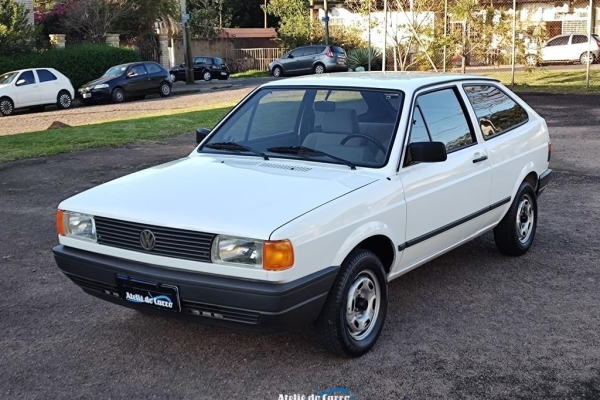 Ateliê do Carro  Gol CL 1.6 AP 1987 todo original em excepcional  conservação autêntica, sem restaurações.