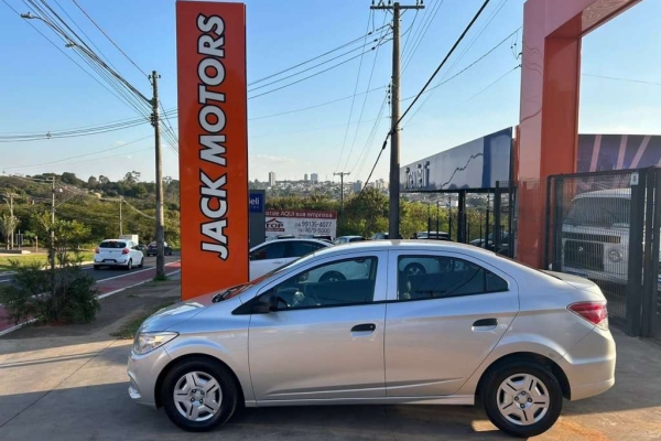 sedãs CHEVROLET CORSA 2010 Usados e Novos em Bauru, Marília e