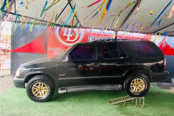 Preço de Chevrolet Blazer 4x2 2.2 MPFi 2000: Tabela FIPE