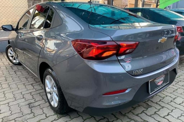 hatches CHEVROLET ONIX Usados e Novos - Rio Claro, SP