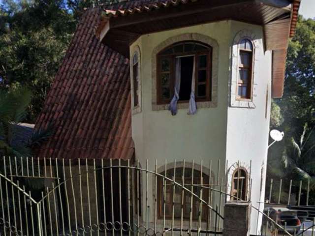 Casa Chalé em Cachoeira, Curitiba/PR