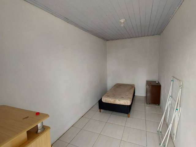 Quarto para locação mensal no Hauer - Curitiba - Paraná