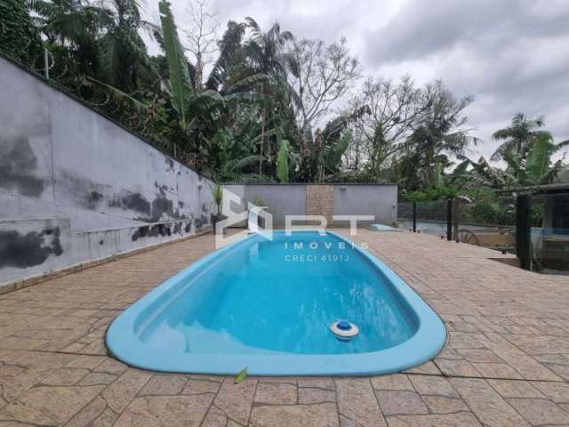 Casa com 3 quartos à venda no Badenfurt, Blumenau , 180 m2 por R$ 850.000