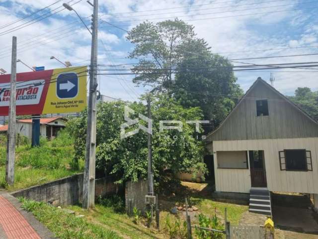 Terreno à venda no Velha, Blumenau  por R$ 1.300.000