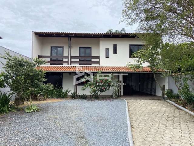 Casa com 3 quartos à venda no Itoupava Norte, Blumenau , 240 m2 por R$ 1.150.000