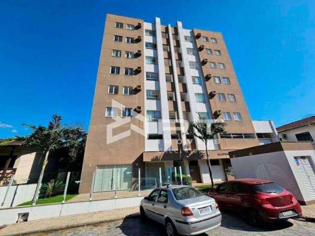 Apartamento com 3 quartos para alugar em Água Verde, Blumenau , 75 m2 por R$ 1.700