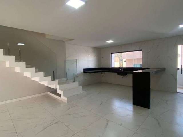 Casa com 3 dormitórios à venda, 216 m² por R$ 799.000,00 - Santa Rosa - Sarzedo/MG