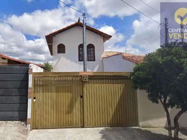 Casa com 4 quartos à venda na Rua Heitor Sócrates Cardoso, 241, Santa Amélia, Belo Horizonte por R$ 650.000