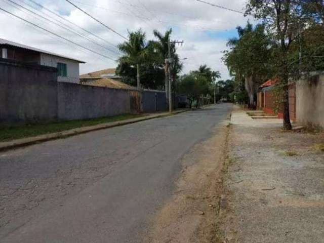 Terreno à venda na Rua Olga Fratezzi, Garças, Belo Horizonte por R$ 730.000