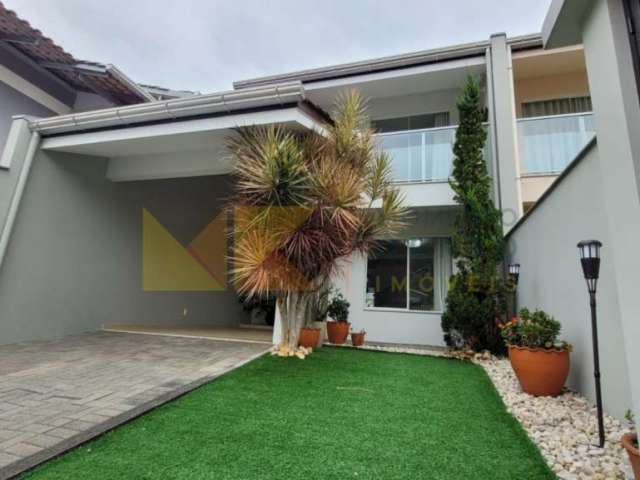 Casa com 3 quartos à venda na Rua Norberto Achterberg, 47, Salto Weissbach, Blumenau, 157 m2 por R$ 750.000