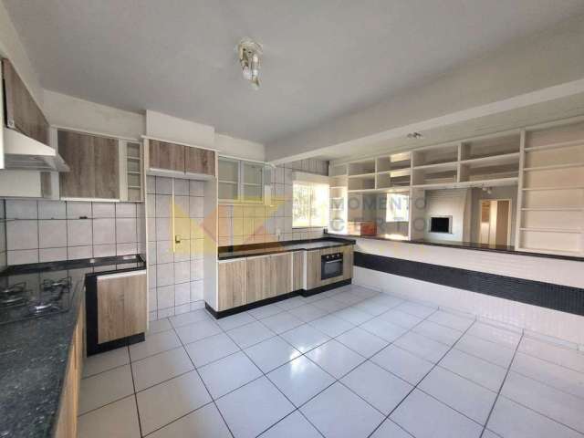 Casa comercial com 1 sala para alugar na Rua Luiz Silveira da Veiga, 108, Água Verde, Blumenau, 232 m2 por R$ 4.300