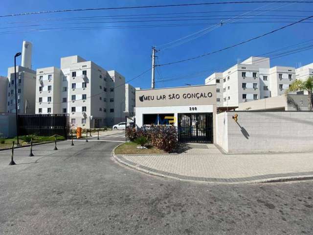 Apartamento com 2 dormitórios à venda, 55 m² por R$ 185.000,00 - Neves - São Gonçalo/RJ