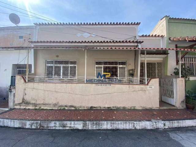 Casa com 2 dormitórios à venda por R$ 270.000,00 - Porto Novo - São Gonçalo/RJ