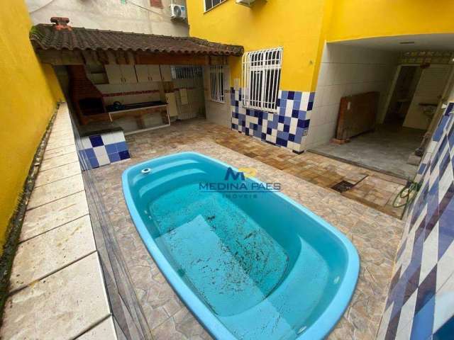 Casa com 3 dormitórios à venda por R$ 650.000,00 - Camarão - São Gonçalo/RJ