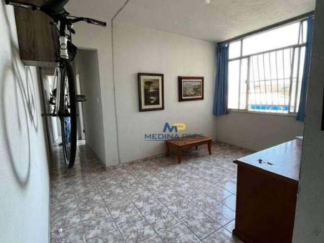 Apartamento com 3 dormitórios à venda, 67 m² por R$ 260.000,00 - Centro - São Gonçalo/RJ