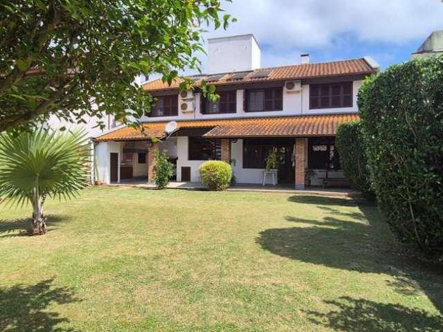 Casa Jardim Anchieta, 3 dormitórios, quintal