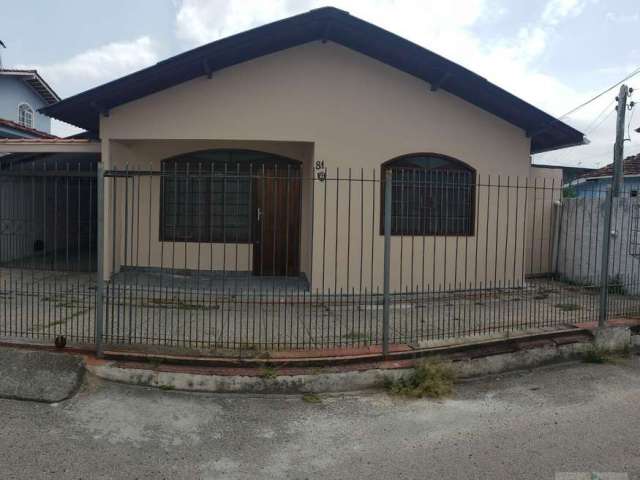 Casa de Alvenaria em Capoeiras