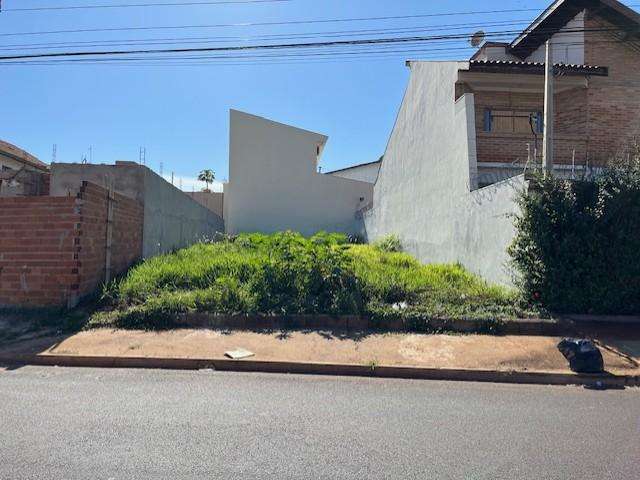 Terreno com 258 m2 no Alto da Boa Vista