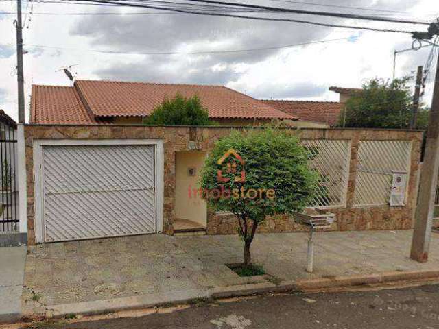 Belíssima casa com 3 dormitórios e piscina à venda, 140 m² por R$ 850.000 - Vila Casoni - Londrina/PR