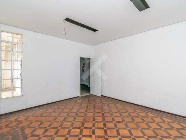 Sala comercial para alugar na Rua General Câmara, 52, Centro Histórico, Porto Alegre por R$ 11.000