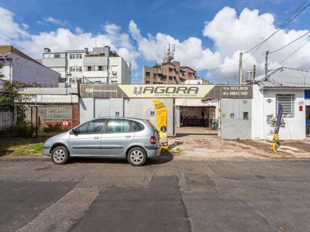 Barracão / Galpão / Depósito à venda na Dona Cecilia, 95, Auxiliadora, Porto Alegre por R$ 1.200.000