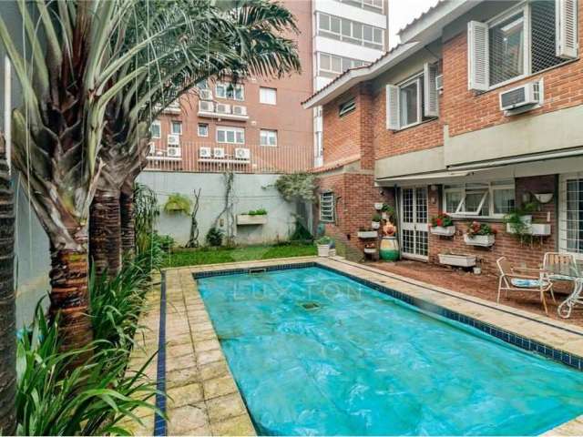 Casa com 6 quartos à venda na Rua Alcides Gonzaga, 270, Boa Vista, Porto Alegre por R$ 2.093.000