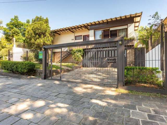 Casa comercial à venda na João Paetzel, 821, Vila Jardim, Porto Alegre por R$ 1.490.000