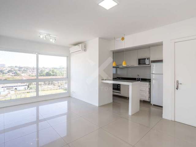 Apartamento com 3 quartos à venda na Rua Bezerra de Menezes, 623, Passo da Areia, Porto Alegre por R$ 690.000